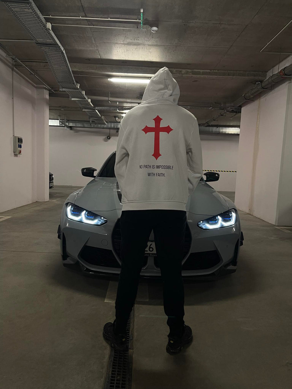 WHITE HOODIE,,NO PATH IS IMPOSSIBLE WITH FAITH"