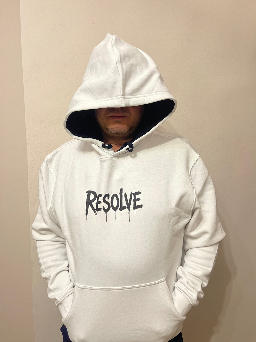 WHITE HOODIE - ,,RESOLVE”