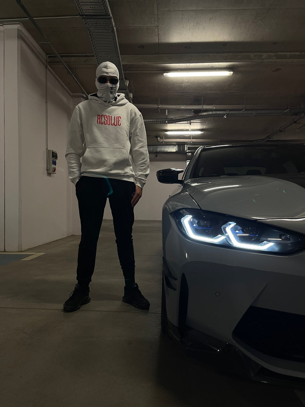 WHITE HOODIE,,NO PATH IS IMPOSSIBLE WITH FAITH"